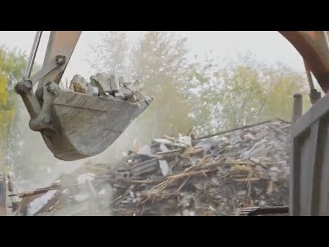 Снос расселённых домов в Березниках