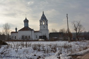Церковь в Романово.jpg