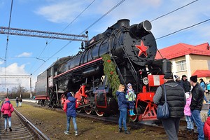 Станция Березники. Ретро-поезд Победы